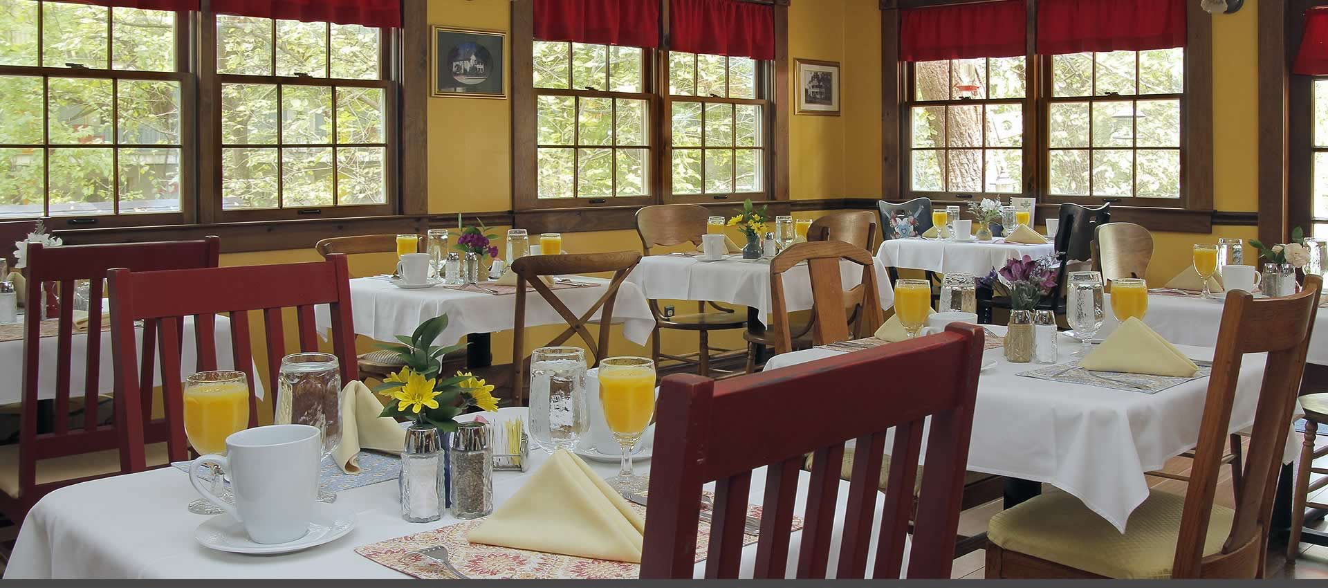 Heartstone-Inn-diniing-room-2